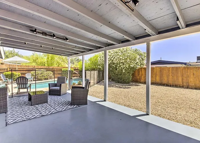 3 Mi To Asu! Snowbird Poolside Escape In Holiday home *